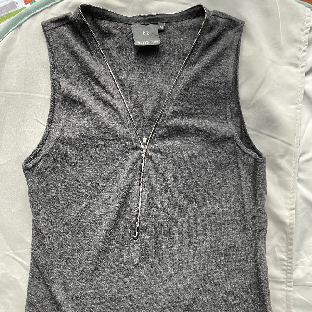 Barbara Bui knit gray top with zipper front
